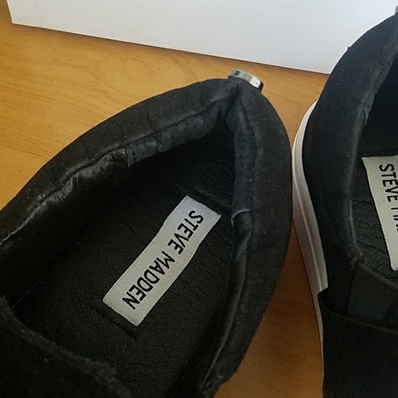 Steve Madden Suede Slip ons Sneakers - Picture 4 of 6